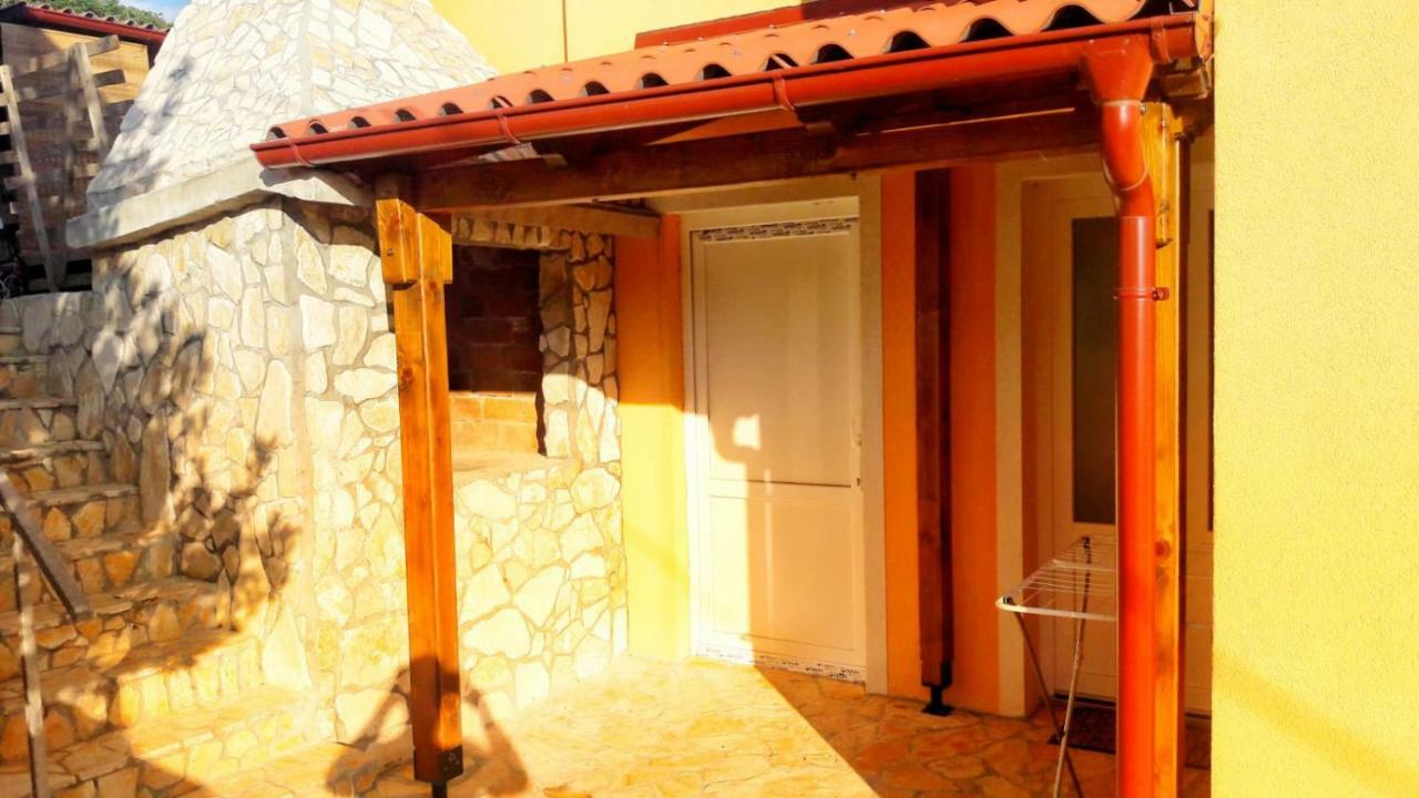 Apartman קולאן מראה חיצוני תמונה